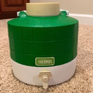 ‎Vintage Thermos Green White One Gallon Old School Water Thermos Cooler